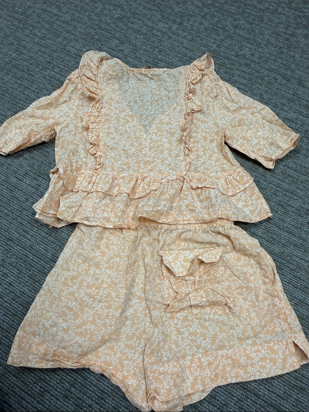 WAYF Matching Set - Picture 2 of 6
